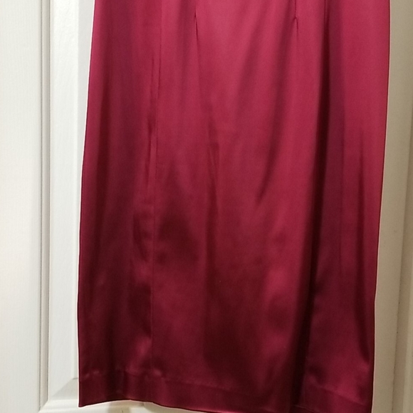 Dress - Picture 3 of 5